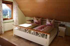 FeWo Sommenblume 5 Sterne, Schlafzimmer Ansicht 2.jpg